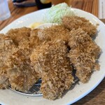 ひこま豚食堂＆精肉店 Boodeli - トンカツ10切れは、きつかったです。ヒレカツにしたので、食べきれました。