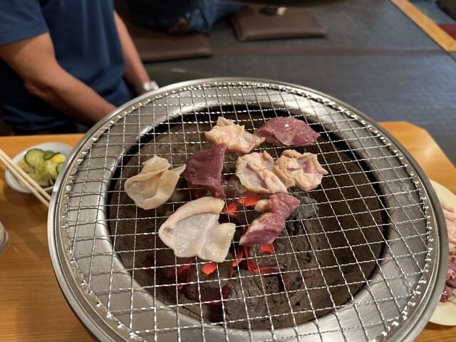 ホルモン焼 とんちゃん - 赤湯（ホルモン）の写真