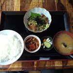 居酒屋 七ツ半 - りゅうきゅう定食ご飯大盛り(無料) ¥1,023円