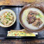 沖縄そば なかざ家 - 料理写真:炙り軟骨ソーキそば ジューシーセット 中