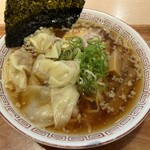 わん助 - 肉ワンタン麺