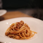 イタリア料理 MOMIJI - ベーコンとひよこ豆のラグーソース　リングイネ