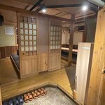 Washoku Koshitsu Izakaya Uomasu - 店内１