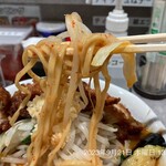 旨辛ラーメン 表裏 - 