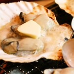 Oysters grilled with butter