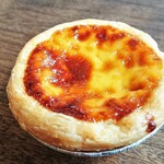 The Hong Kong Jockey Club Snack Bar - Egg Tart