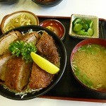 御食事処 成駒 - ヒレかつ丼