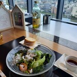 FRENCH TEPPAN 静香庵 - 国産牛とサラダのランチ①　