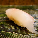 にぎり鮨 一五〇 - 真鯛