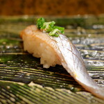 にぎり鮨 一五〇 - 秋刀魚