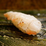 にぎり鮨 一五〇 - 炙りキンキ