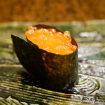 にぎり鮨 一五〇 - いくら