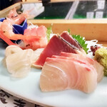 和旬菜と地酒　よし都みやこの　離れ - 刺身いいとこちょと盛り