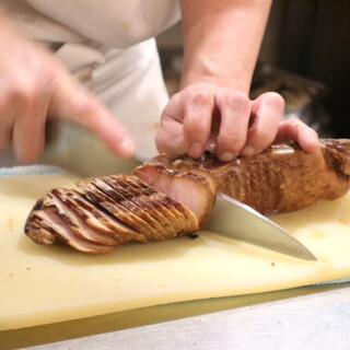 秘伝の自家製豚ばらチャーシュー