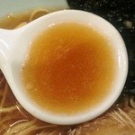 La・麺喰亭 - スープは鶏ガラ引きで醤油ダレ　勿論清澄なのが良い