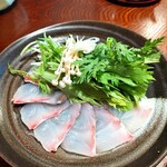 和食処芳月 - 生でも食べられる鯛しゃぶ