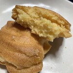 梅月堂 - 卵黄と蜂蜜のサブレです…