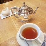 水信フルーツパーラー - ４種の茶葉ブレンドの紅茶