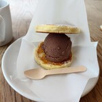 CREER COFFEE - PANCAKE ICE CREAM SAND