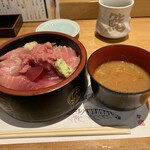 Sushi Masa - 中トロ丼具の大盛り　1650円
