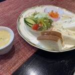 CAFE＆GALERIE ちろる庵 - ブランチメニューから　スープ200円