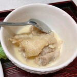 ゆたか食堂 - シュクメルリ風　この日は全部で2800円