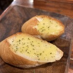 Sumibikushi yakiyakitom masanosuke - こんがりガーリックトースト