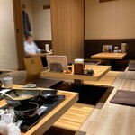 Udon Ryouri Sen - 店内、奥の掘り炬燵