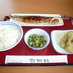奈良秋篠食堂 - セルフ形式の食堂で自分の食べたい物を選びました♪