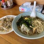 Sappotoramen Niihama Nishiten - 醤油焼飯セット