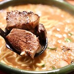 Ganson Inniku Ramen Shouraku - 炙りチャーシューが美味しい