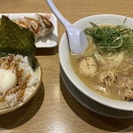 丸源ラーメン - 