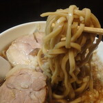 ラーメン屋 はる - 中太麺