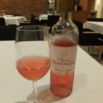 ラ・ブリック - Mouton Cadet 　Rosé 第66回カンヌ国際映画祭のために造られた特別ボトル