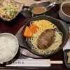 焼き肉もつ鍋 西新初喜 マークイズ福岡ももち店