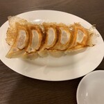 Hachikeikou - 焼き餃子　380円