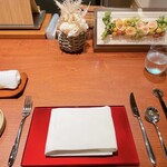 Libertemps - セッティング、お箸があります。