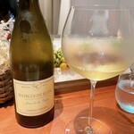 Libertemps - ブルゴーニュ白ワイン、温度管理をしっかりされている為かフレッシュ感があります。