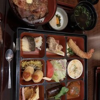 赤坂 津つ井 総本店 - 