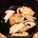 伯雲 - 噴火湾の毛蟹の真薯と松茸のお椀