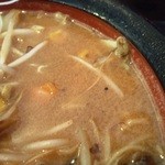 くりきんとん亭 - 味噌スープ　油の旨味が欲しいところ