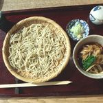 鳥ごぼうせいろ　1200円