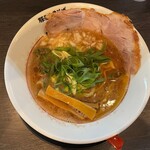 Tonkotsu Chuukasoba Gantare - 