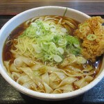 長命うどん千音寺店 - うどん ＆ 和風中華 & きしめん のミックス 50円 + 特盛 710円 + かき揚げ 130円 ＝ 890円（以下 税込） の かけ 。