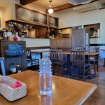 フォセッタ - 店内