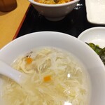 餃子の王様 龍吟 - 卵スープ