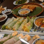 Huế Restaurant - バインセオ