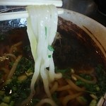 Marumaru Udon - 麺は細め。