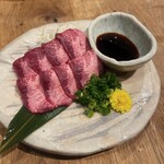 Sumibi Yakiniku Niku Nabeya Koube Biidoro - 