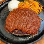 Hamburg diner maru - 辛口トマトソースお肉200gに増量で1302円税込。